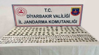 Diyarbakırda bin 119 tarihi eseri 200 bin dolara satmaya çalıştılar