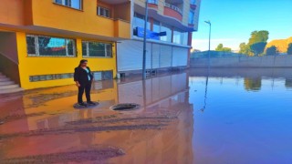 Doğubayazıtta selin yaraları sarılıyor