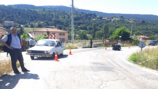 Domaniçte otomobil ile motosiklet çarpıştı: 2 yaralı