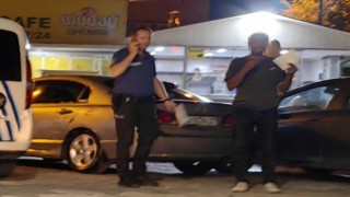 Düğünde eşini bıçakladı
