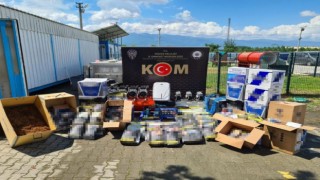 Düzcede kaçak sigara operasyonu: Binlerce makaron ele geçirildi