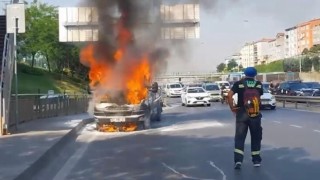 E-5te otomobil alev topuna döndü: Sağlık kontrolü yerine görüntü çekmeye devam etti