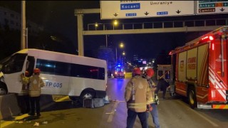 E5te kontrolden çıkan servis minibüsü refüje çarptı: 4 yaralı