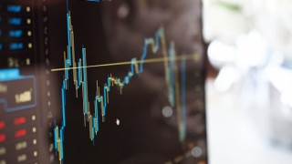 Ekonomist Öngel: “Risk devam ediyor”