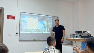 Elazığ Belediyesi satranç kursları devam ediyor