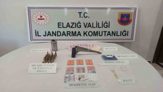 Elazığda hırsızlık şüphelisi yakalandı: Evinde yok yok