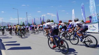 Erciyes Uluslararası Yol Bisiklet Yarışları Grand Prix Kültepe Etabı ile devam ediyor