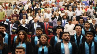 ERÜ Havacılık ve Uzay Bilimleri Fakültesi yeni mezunlarını verdi