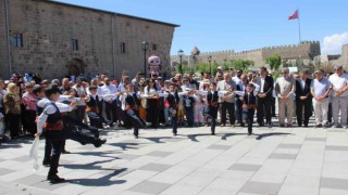 Erzurum Kültür ve Sanat Şenliği başladı