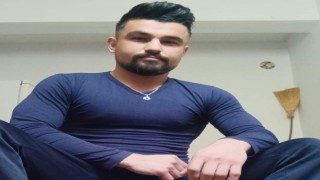 Evinde göğsünden tabancayla vurulan genç hayatını kaybetti