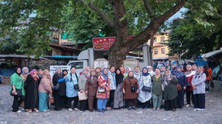 Evliya Çelebinin torunları Bursayı gezdi