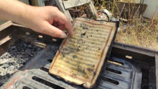 Eyüpsultanda küle dönen evden geriye sadece Kuran-ı Kerim kaldı