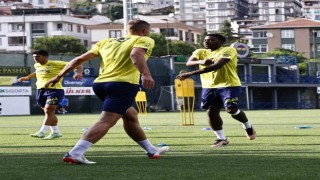Fenerbahçe yeni sezon hazırlıklarını sürdürdü