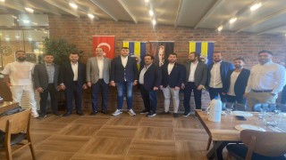 Fenerbahçeye gönül vermiş taraftarları bir araya getirecek derneğin açılışında sona doğru