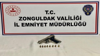 Firari şahıs ruhsatsız tabancasıyla yakalandı