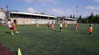 Futbol yaz okulu başladı