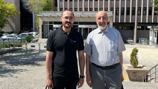 Gazeteci Dilipak yargılandığı davadan beraat etti.