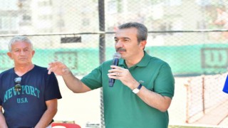 Genç tenisçiler sertifikalarını aldı