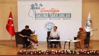 ‘Gençliğin aklına takılanları bu kez Sedat Anar cevapladı