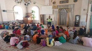 Germencikte 70 öğrenci trafik dedektifi oldu