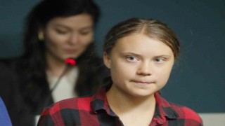 Greta Thunberg, polise itaatsizlik nedeniyle hapis cezasıyla karşı karşıya