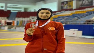 Gülseden gümüş madalya