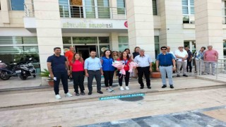 Güreşte Avrupa üçüncüsü olan İlyasoğlu, Köyceğizde çiçeklerle karşılandı