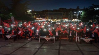 Hain darbe girişiminin 7nci yılında yüzlerce vatandaş Kastamonuda tek yürek oldu