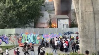 Haliç metro köprüsü altında korku dolu anlar: Trafo patlayınca yangın çıktı
