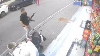 Hamile kadını darp eden şahsın iş yerine yapılan saldırının görüntüleri ortaya çıktı