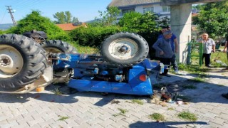 Harç tankerini bağladığı traktörüyle takla attı: 1 yaralı