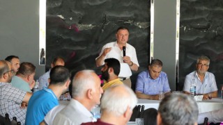 Hatay Büyükşehir Belediye Başkanı Lütfü Savaş, mahalle ziyaretlerinde bulundu