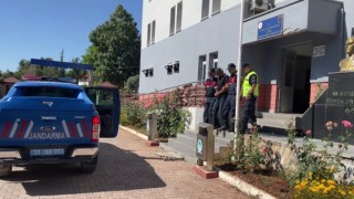 İklimlendirme sistemi ile evinde uyuşturucu yetiştirirken yakalandı