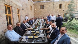 Irak kafilesi Çukurcayı gezdi