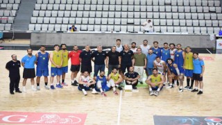 İran Milli Basketbol Takımı, Manisada