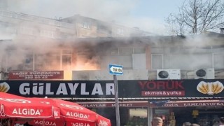 İş yerindeki yangın paniğe neden oldu