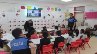 Ispartada toplum destekli polisler vatandaşı bilgilendirdi