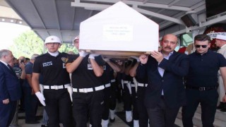 İstanbul Emniyet Müdürü Aktaşın babasına son görev