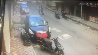 İstanbulda polis ile şüpheli kovalamacası kameraya yansıdı: Direndiği polisin parmağını çatlattı