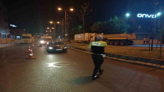 İstanbulda uyuşturucu denetimi: Araçlar tek tek durdurularak arandı