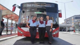 İzmirin kadın otobüs şoförlerinden herkes memnun