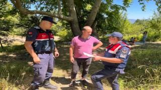 Jandarma boğulma vakaları ile ilgili broşür dağıttı