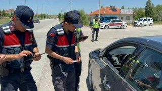 Jandarmadan helikopter destekli trafik denetimi