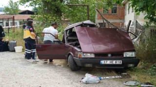 Kamyon ile otomobil çarpıştı: 1 ölü, 1 yaralı