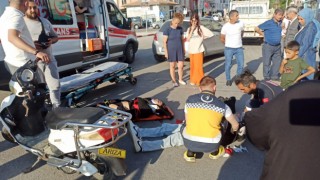Kamyonet ile elektrikli bisiklet çarpıştı: 2 yaralı