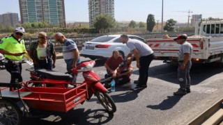 Kamyonet ile motosiklet çarpıştı, 2 kişi yaralandı