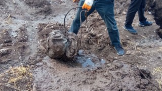 Kanalizasyonda Halata Bağlı Et Kütüğü Bulundu