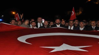 Karslılar 15 Temmuzda demokrasi meydanını doldurdu