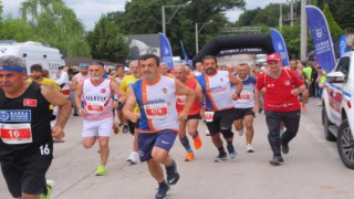 Kazancıda dostluk için koştular