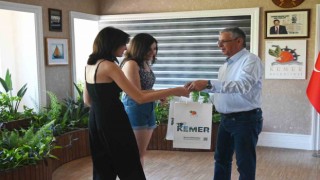 Kemer Belediyesi kursiyeri YKSde Türkiye 117incisi oldu